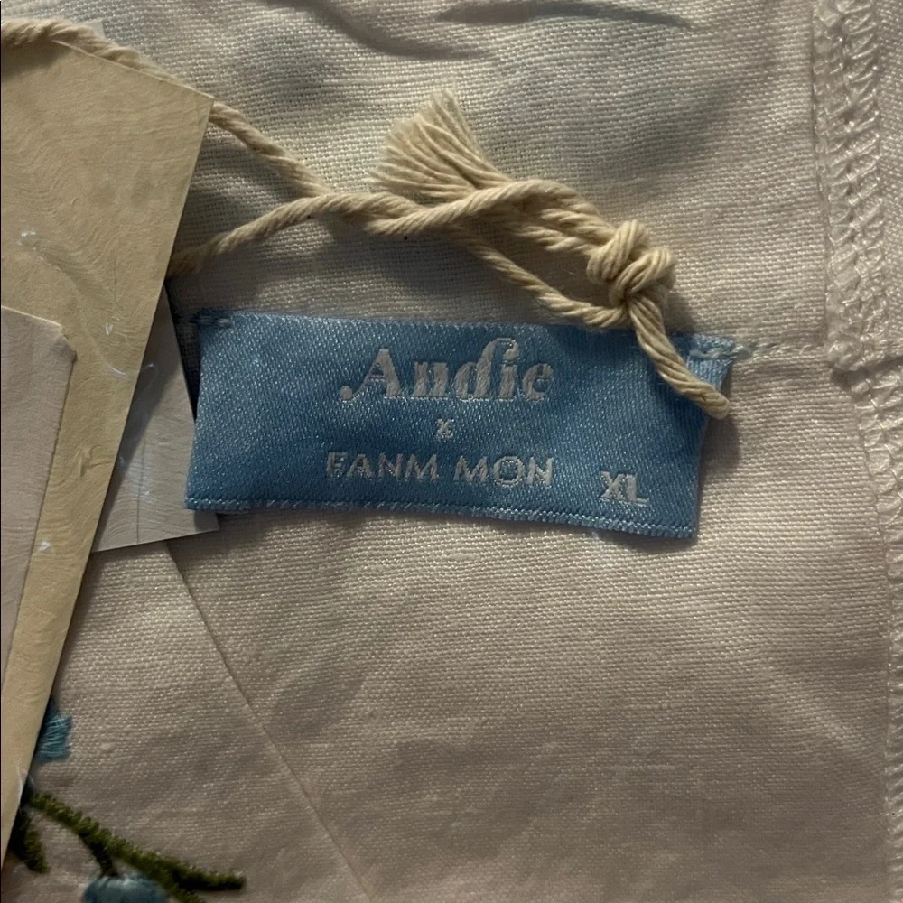 NWT Andie x Fanm Mon KEPEZ DRESS LINEN CAFTAN NEW White Blue EMBROIDERED size XL - Picture 9 of 11